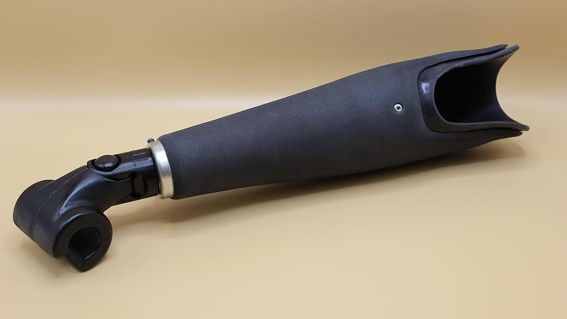 Unterarmprothese als Fahrradadapter mit beweglichem Handgelenk