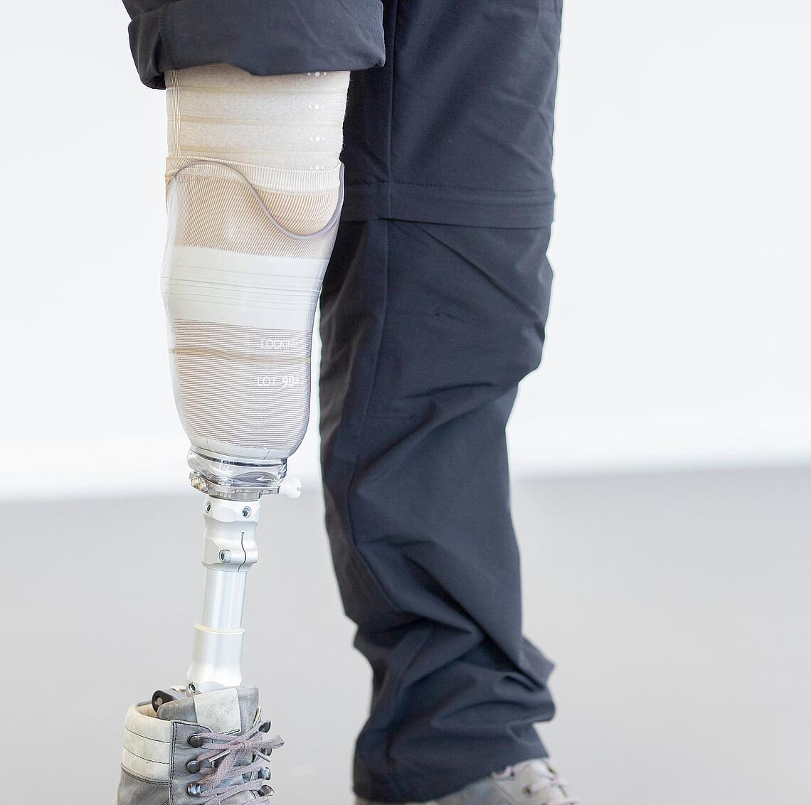 Unterschenkel-Prothese im festen Schuh, © Copyrights by Össur hf. 